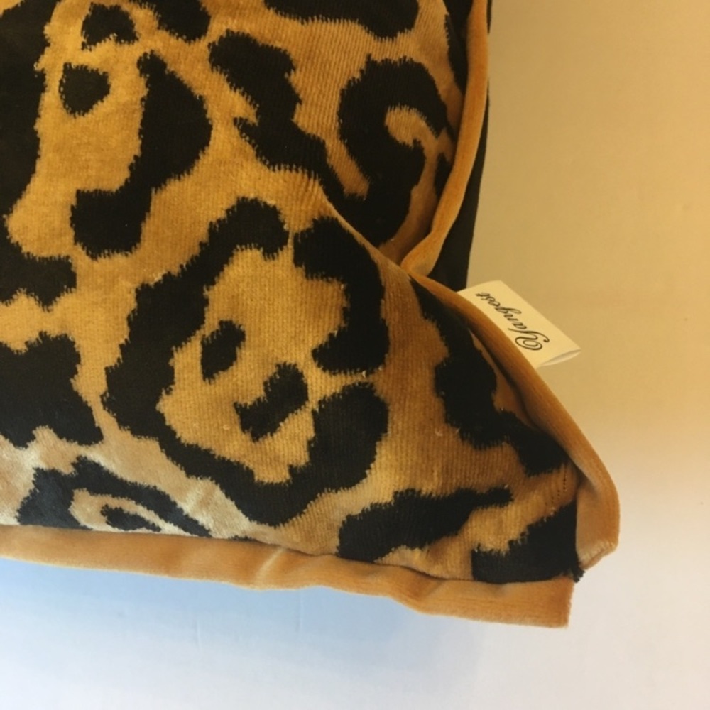 NEW Leopard Cheetah Animal Print Velvet Accent Pillow Sham - Picture 5 of 9